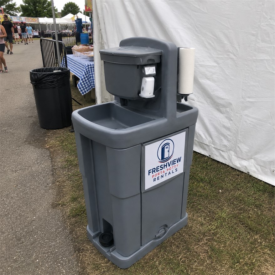 Portable handwashing station rental for commercial use